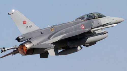 Αερομαχία στο Αιγαίο: Παραλίγο ατύχημα - Τουρκικό F-16 πέρασε 30 μέτρα δίπλα από ελληνικό [βίντεο]