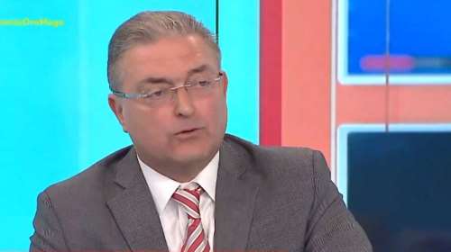 Βασιλακόπουλος: Να γίνει υποχρεωτικός ο εμβολιασμός για τους άνω των 60 ετών - Και 10.000 ΜΕΘ να είχαμε, δεν θα έφταναν