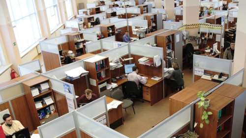 Τα νέα μέτρα στήριξης: 533€ τον Μάιο, μείωση ωραρίου με κρατική επιδότηση μισθού τον Ιούνιο