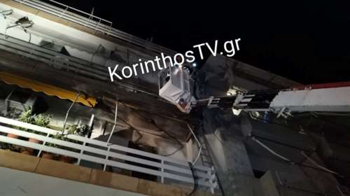 Λουτράκι: Παραλίγο τραγωδία από φωτιά σε πολυκατοικία - Βίντεο από τον απεγκλωβισμό 12 ατόμων