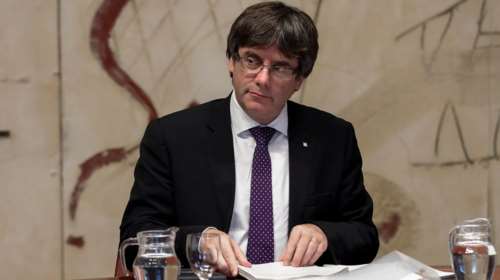 Συνελήφθη ο Καταλανός αυτονομιστής ηγέτης Κάρλες Πουτζδεμόν