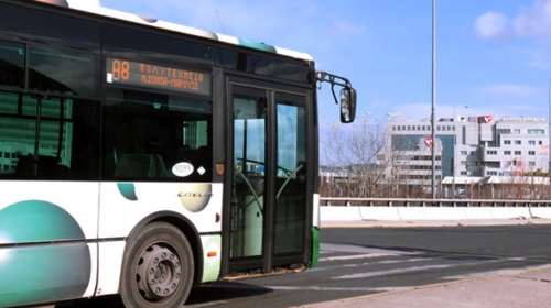 Μείωση του εισιτηρίου στο 1,20 ευρώ για τις αστικές συγκοινωνίες λόγω ΦΠΑ - Τι αλλάζει στην εστίαση