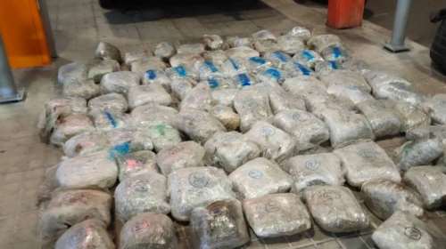 ΑΑΔΕ: Μπλόκο σε φορτηγό που ερχόταν στην Ελλάδα με πάνω από 90 κιλά κάνναβης