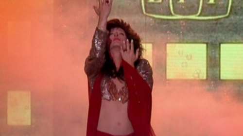 YFSF All Star: Ο Θανάσης Αλευράς επέστρεψε ως... Αννα Βίσση και αποθεώθηκε [βίντεο]