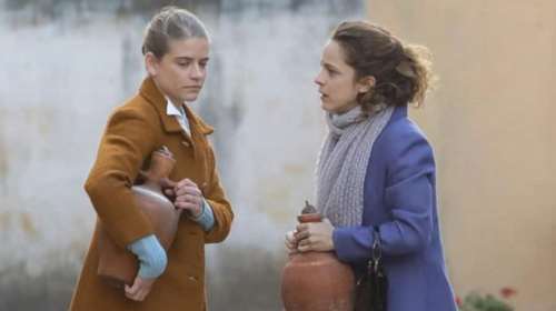 Άγριες Μέλισσες: Η Ασημίνα κατηγορεί τη Δρόσω ότι προκάλεσε ερωτικά τον Σέργιο και ευθύνεται για τον θάνατό του