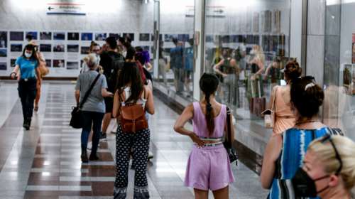 Κορονοϊός: 2.562 νέα κρούσματα και 7 θάνατοι - 124 οι διασωληνωμένοι