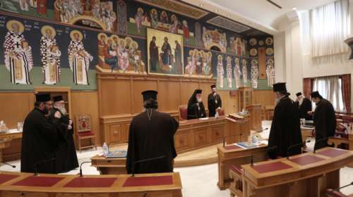 Θερίζει και την Ιεραρχία ο κορονοϊός: Στον Ευαγγελισμό ο Αναστάσιος, σε καραντίνα ο Ιερώνυμος και η Ιερά Σύνοδος