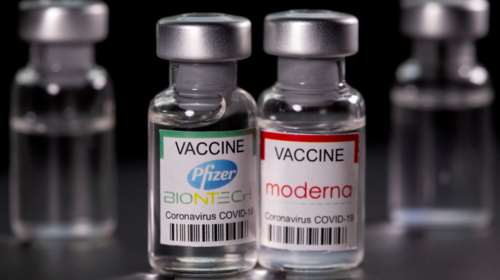 Εμβόλια Pfizer - Moderna: Οι παρενέργειες της τρίτης δόσης είναι παρόμοιες με αυτές της δεύτερης