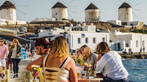 Τι αλλάζει από τις 15 Ιουλίου σε εστίαση και ψυχαγωγία - Οσα θα ισχύουν για εμβολιασμένους και μη