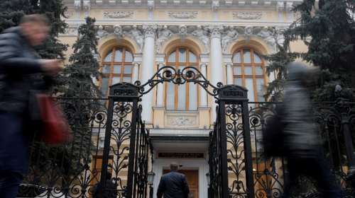 Πώς τα αντίποινα της Δύσης θα κάνουν τη ζωή των Ρώσων αφόρητη- Οι μισθοί στη Ρωσία και οι τιμές των προϊόντων