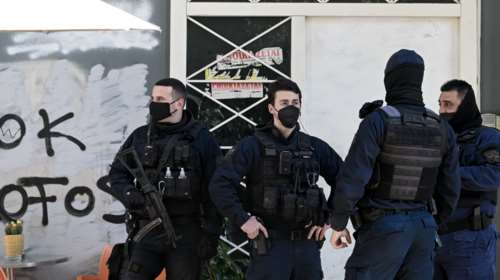 Οπαδική βία: Βαρύ κατηγορητήριο για εγκληματική οργάνωση με αρχηγό μια 27χρονη - Δικογραφία με 18 αδικήματα