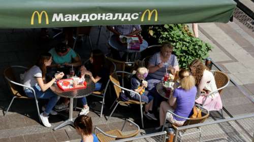 WSJ: Η Ρωσία απείλησε δυτικές εταιρείες με συλλήψεις ηγετικών στελεχών και κατασχέσεις