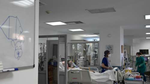 Προειδοποίηση Τζανάκη: Αν δεν μειωθούν οι θάνατοι από αυτή την εβδομάδα, θα πρέπει να ψαχτούμε