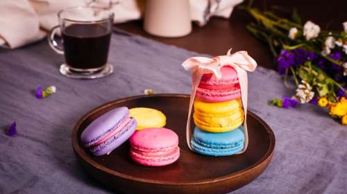 Εορτολόγιο: Ποιοι γιορτάζουν σήμερα, Μεγάλη Τρίτη 27 Απριλίου