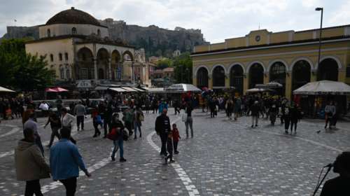 Κορονοϊός-Νέο μαύρο ρεκόρ: 80 νεκροί - 536 διασωληνωμένοι - 3.869 κρούσματα