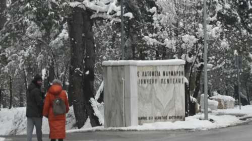 Στην &quot;κατάψυξη&quot; η χώρα και σήμερα - Αεροχείμαρρος φέρνει καταιγίδες και χιόνια στην Αττική