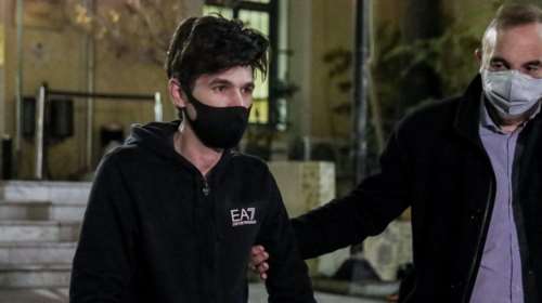 Στη φυλακή επέστρεψε ο Μένιος Φουρθιώτης - Παραβίασε τους όρους - Δεν εμφανιζόταν στο Αστυνομικό Τμήμα