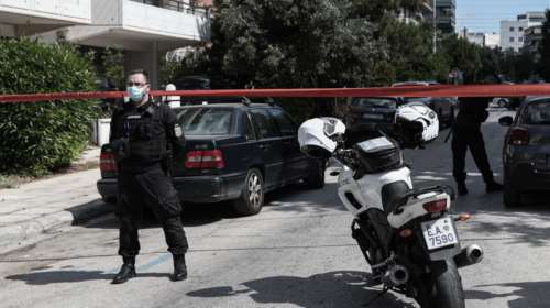 Αλιμος: Τι βλέπει η ΕΛ.ΑΣ. πίσω από τους πυροβολισμούς σε πολυκατοικία - Σενάριο να προήλθαν από όχημα