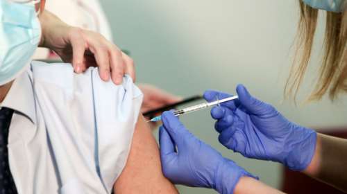 Καθηγητής Φαρμακολογίας ΑΠΘ: Ο εμβολιασμός θα έχει ολοκληρωθεί έως το τέλος του 2021