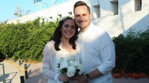 Ο πολιτικός γάμος του γιου του Βασίλη Λεβέντη, Μάριου Γεωργιάδη και η εγκυμονούσα σύζυγος [εικόνες]