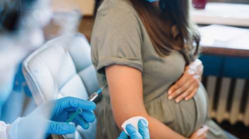 Καθηγήτρια Μαιευτικής για εμβολιασμό εγκύων: Δεν είναι σωστό να τους λες ότι είναι δική σου απόφαση - Στον 7ο μήνα είναι αργά
