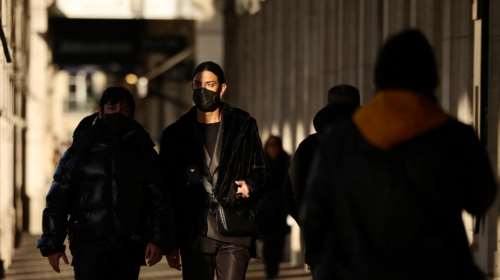 Προειδοποίηση ΠΟΥ: Ενα νέο κύμα μολύνσεων της Ομικρον κατευθύνεται προς την ανατολική Ευρώπη