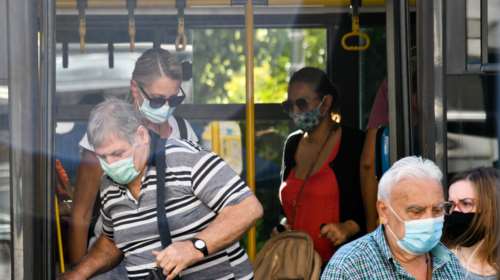 Κορονοϊός - Ερευνα σοκ από το ΑΠΘ: 200.000 κρούσματα και τριπλασιασμός θανάτων χωρίς χρήση μάσκας παντού