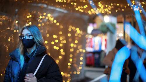 Μετάλλαξη Ομικρον: Τι δείχνουν τα πρώτα ερευνητικά στοιχεία - Μεταδίδουν και οι εμβολιασμένοι - Ρεκόρ κρουσμάτων