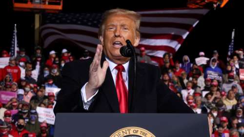 Κορονοϊός - Νέο παραλήρημα Τραμπ: Ο γιος μου νόσησε ελαφρά, πρέπει να ξανανοίξουν τα σχολεία