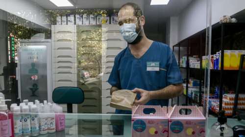 Φαρμακευτικός Σύλλογος: Γιατί δεν πρέπει να γίνεται η διανομή φαρμάκων μέσω κούριερ