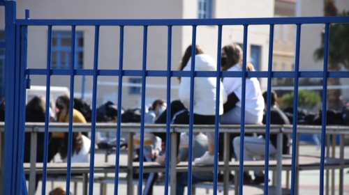 Ζέτα Μακρή: Εξετάζεται η παράταση του σχολικού έτους μέσα στο καλοκαίρι