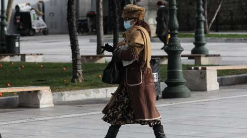 Καλύτερος ο καιρός σήμερα, αλλά παραμένει το τσουχτερό κρύο - Πού θα βρέξει