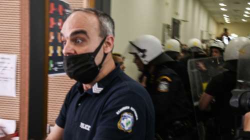 Επεισόδιο με Μάγδα Φύσσα στη δίκη Ζακ Κωστόπουλου - Τι απαντούν Καλλιακμάνης και Μαυροειδάκος