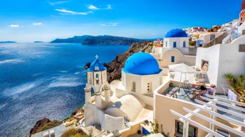 Τα νησιά που κινδυνεύουν με μέτρα τύπου Μυκόνου: &quot;Κοκκινίζουν&quot; Πάρος, Κρήτη, Σαντορίνη και Ίος - Συναγερμός στις υγειονομικές αρχές