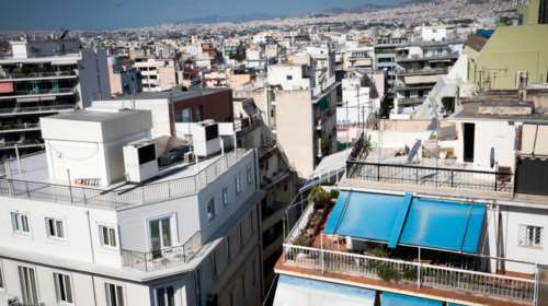 Εκτός ελέγχου οι τιμές των ενοικίων: Σχεδόν ένας μισθός για ένα νοίκι - &quot;Πρωταθλήτρια&quot; στην ΕΕ η Ελλάδα