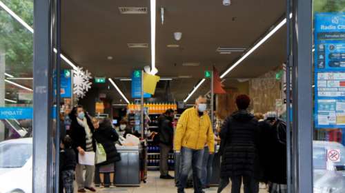 Κακοκαιρία &quot;Ελπίς&quot;: Πώς θα λειτουργήσουν σήμερα καταστήματα τροφίμων, φαρμακεία, πρατήρια