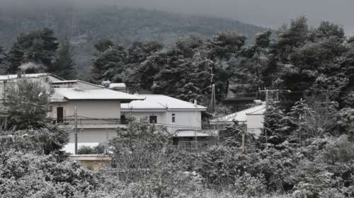 Επιδείνωση καιρού λόγω κακοκαιρίας Carmel: Πέφτει 8 βαθμούς η θερμοκρασία - Καταιγίδες και χιόνια το Σαββατοκυριάκο