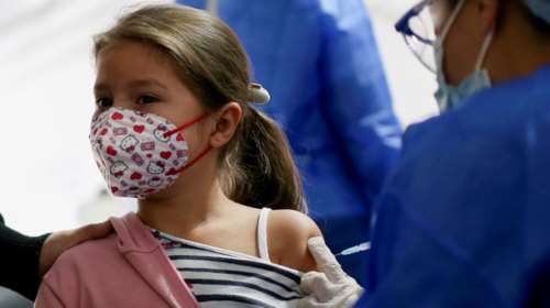 Εμβολιασμοί παιδιών 5 έως 11 ετών: Τα εμβόλια έγιναν ανάρπαστα και εξαντλήθηκαν - Από 3 Ιανουαρίου η νέα παραλαβή