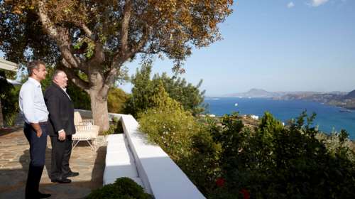 Πομπέο: Πυλώνας σταθερότητας η Ελλάδα - Η αναχώρηση από το σπίτι του πρωθυπουργού [βίντεο]