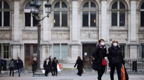 Καμπανάκι από τον ΠΟΥ: Ο παγκόσμιος κίνδυνος εξαιτίας της μετάλλαξης Ομικρον παραμένει πολύ υψηλός