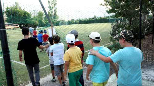 Ανακοινώνονται νέα μέτρα για τις κατασκηνώσεις: Υποχρεωτικά με rapid test ή PCR η είσοδος των παιδιών