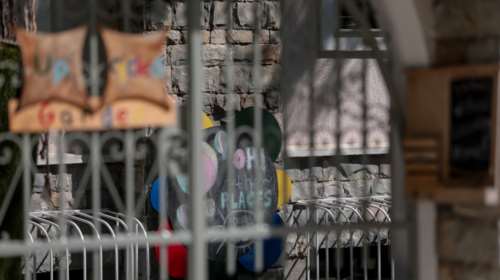 Βάρκιζα- Θέμης Σοφός: Σε κατάσταση σοκ το παιδάκι που ξέχασαν για ώρες μέσα στο σχολικό