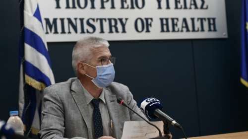 Κορονοϊός - Γώγος: Νοσούν περισσότεροι νέοι - Κάτω των 60 ετών, το 40% των ασθενών στις ΜΕΘ