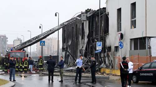 Μιλάνο: Καρέ-καρέ η στιγμή της συντριβής του αεροσκάφους του Ρουμάνου μεγιστάνα [βίντεο]