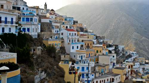 Νέα στοιχεία για την αυτοκτονία στην Κάρπαθο: Δεν ήταν το ροζ βίντεο ο λόγος που αυτοκτόνησε ο 60χρονος πατέρας;