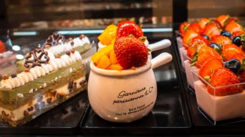 Εορτολόγιο: Ποια γνωστά ονόματα γιορτάζουν σήμερα, Τρίτη 14 Σεπτεμβρίου