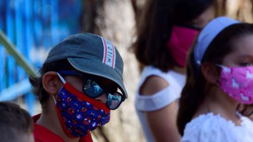 ΕΚΠΑ: Πώς επιλέγουμε τη σωστή μάσκα για τα παιδιά ενόψει της νέας σχολικής χρονιάς