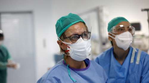 Θεσσαλονίκη: E-mail και SMS στα κινητά ιδιωτών γιατρών για να ενισχύσουν το ΕΣΥ