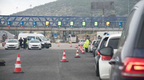 Εξοδος Πάσχα: Δρακόντεια μέτρα σε διόδια και λιμάνια - Οι... απίθανες δικαιολογίες των επίδοξων εκδρομέων
