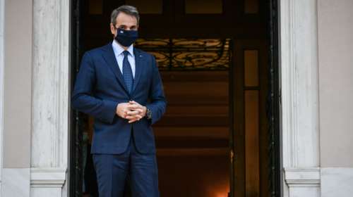 Τι δείχνουν οι δημοσκοπήσεις: Η ακρίβεια &quot;ροκανίζει&quot; την κυβέρνηση - Δεν κερδίζει από τη φθορά ο ΣΥΡΙΖΑ